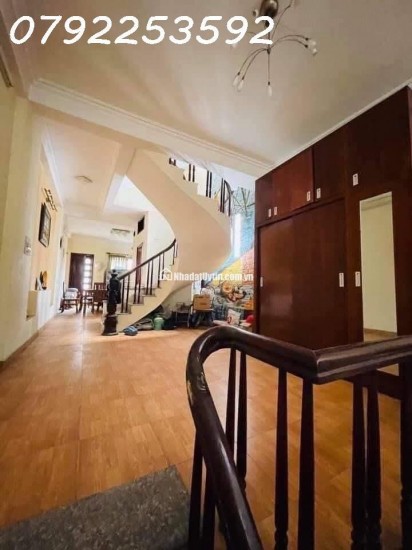 Bán Nhà. Khương Đình . Thanh Xuân 80m x 3T x Mặt tiền 4.3m . Giá 14,5 tỷ